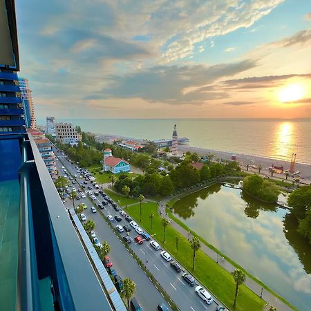 Panorama Orbi Beach Resort Center Suite Батумі Екстер'єр фото