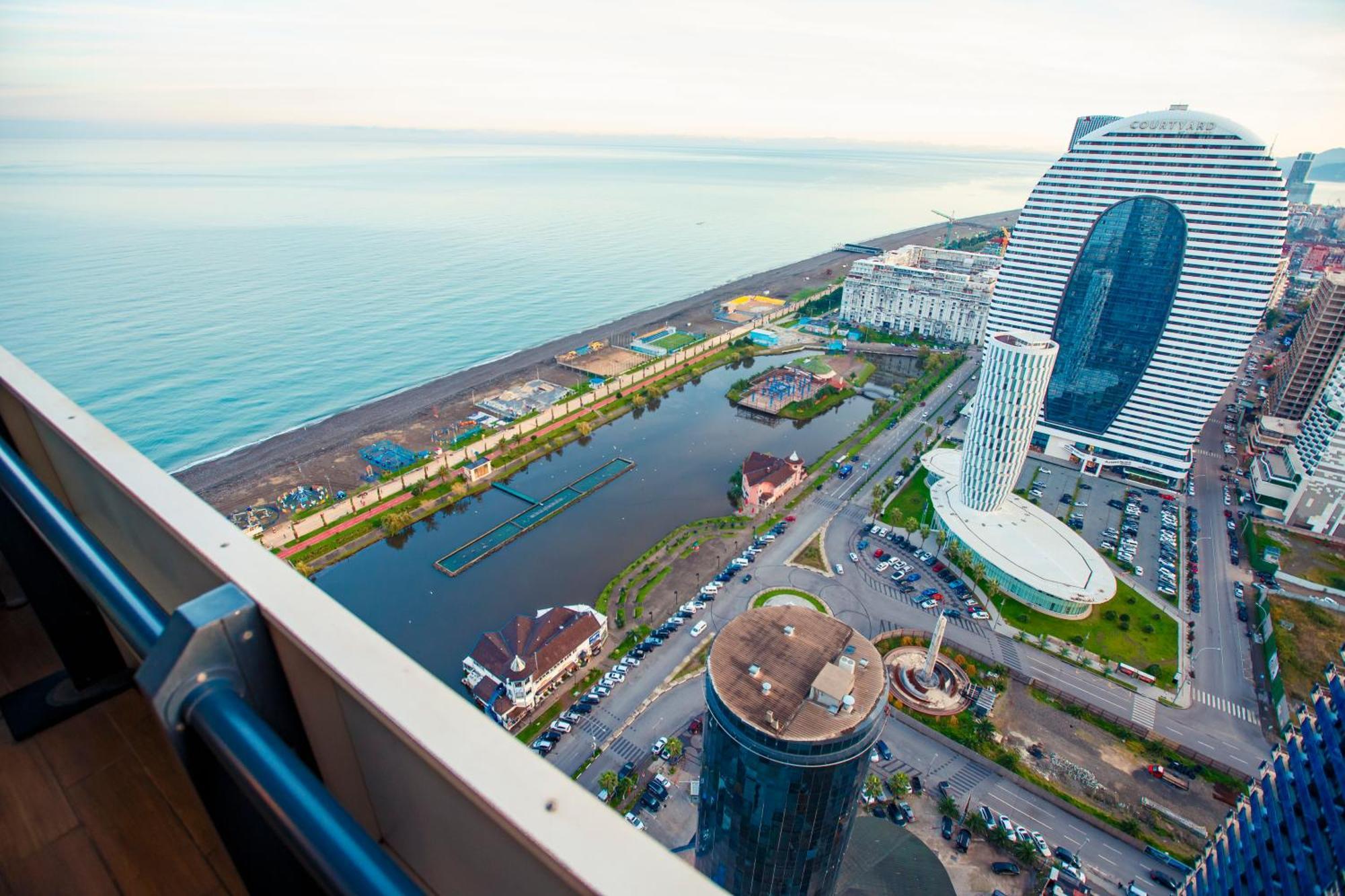 Panorama Orbi Beach Resort Center Suite Батумі Екстер'єр фото