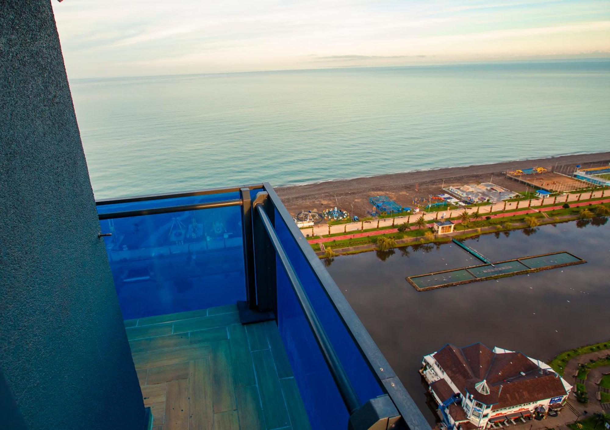 Panorama Orbi Beach Resort Center Suite Батумі Екстер'єр фото