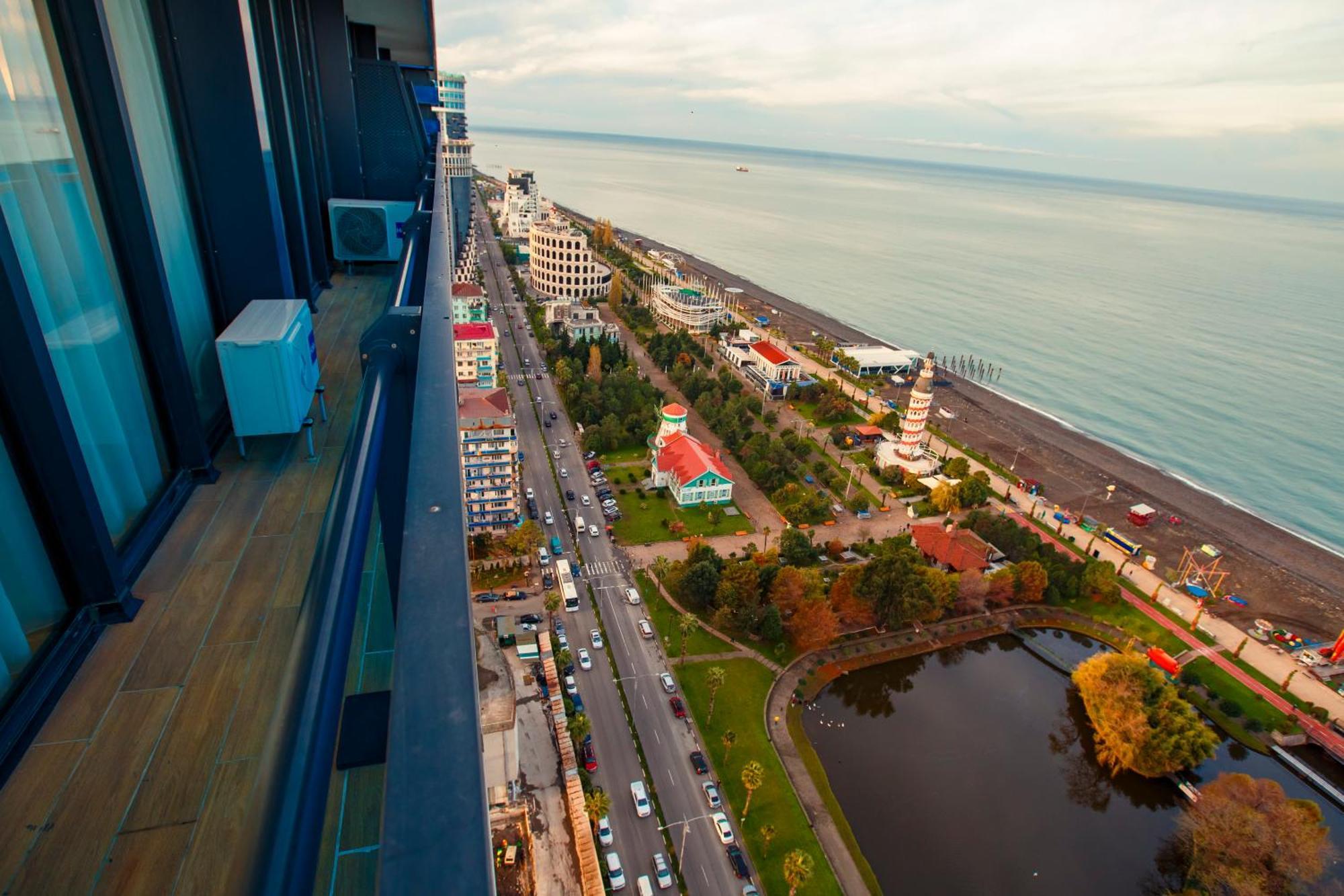 Panorama Orbi Beach Resort Center Suite Батумі Екстер'єр фото